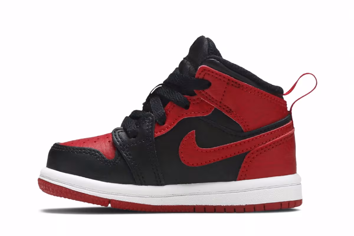 Air Jordan 1 Mid TD Banned, view 4