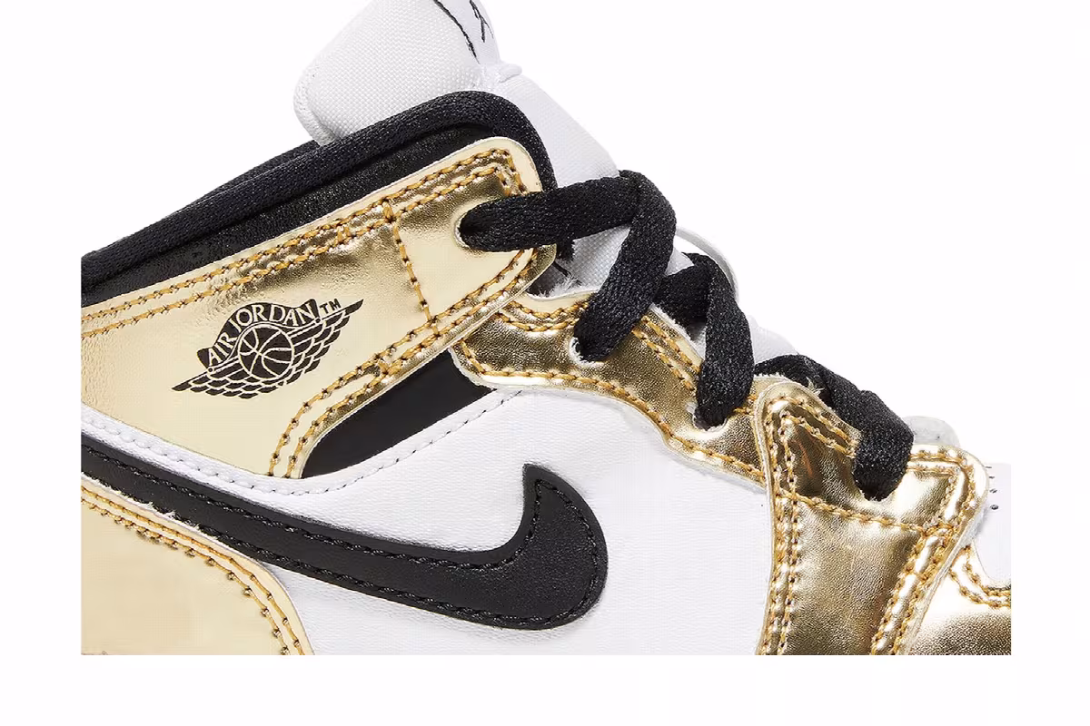 Air Jordan 1 Mid SE TD Metallic Gold, view 3