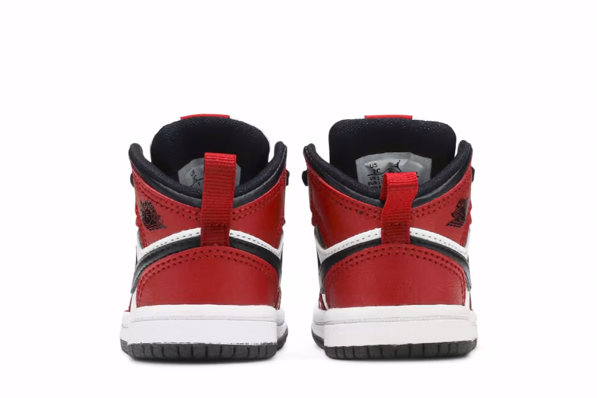 Air Jordan 1 Mid TD Chicago Black Toe, view 7