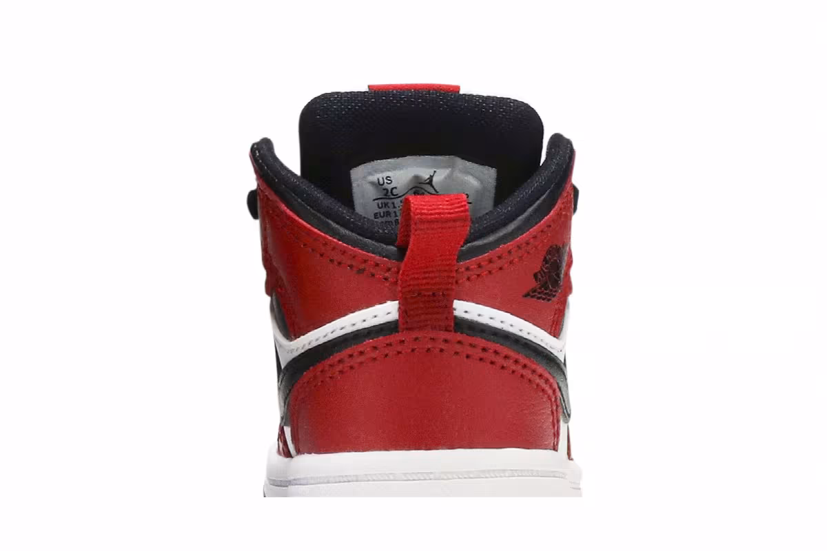 Air Jordan 1 Mid TD Chicago Black Toe, view 8