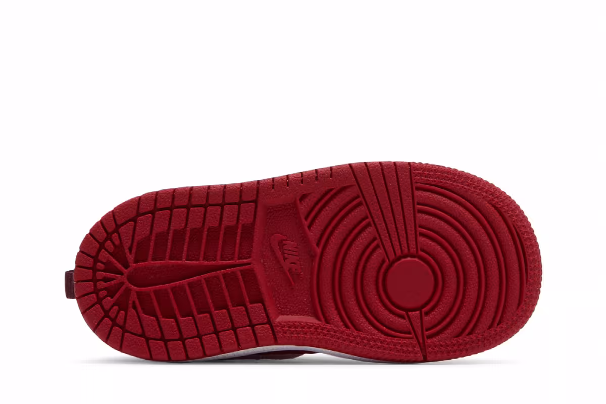 Air Jordan 1 Mid SE TD Red Quilted, view 5