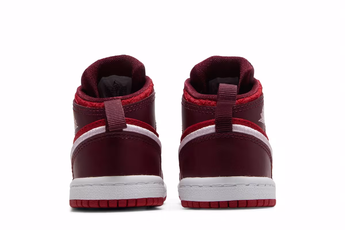 Air Jordan 1 Mid SE TD Red Quilted, view 7