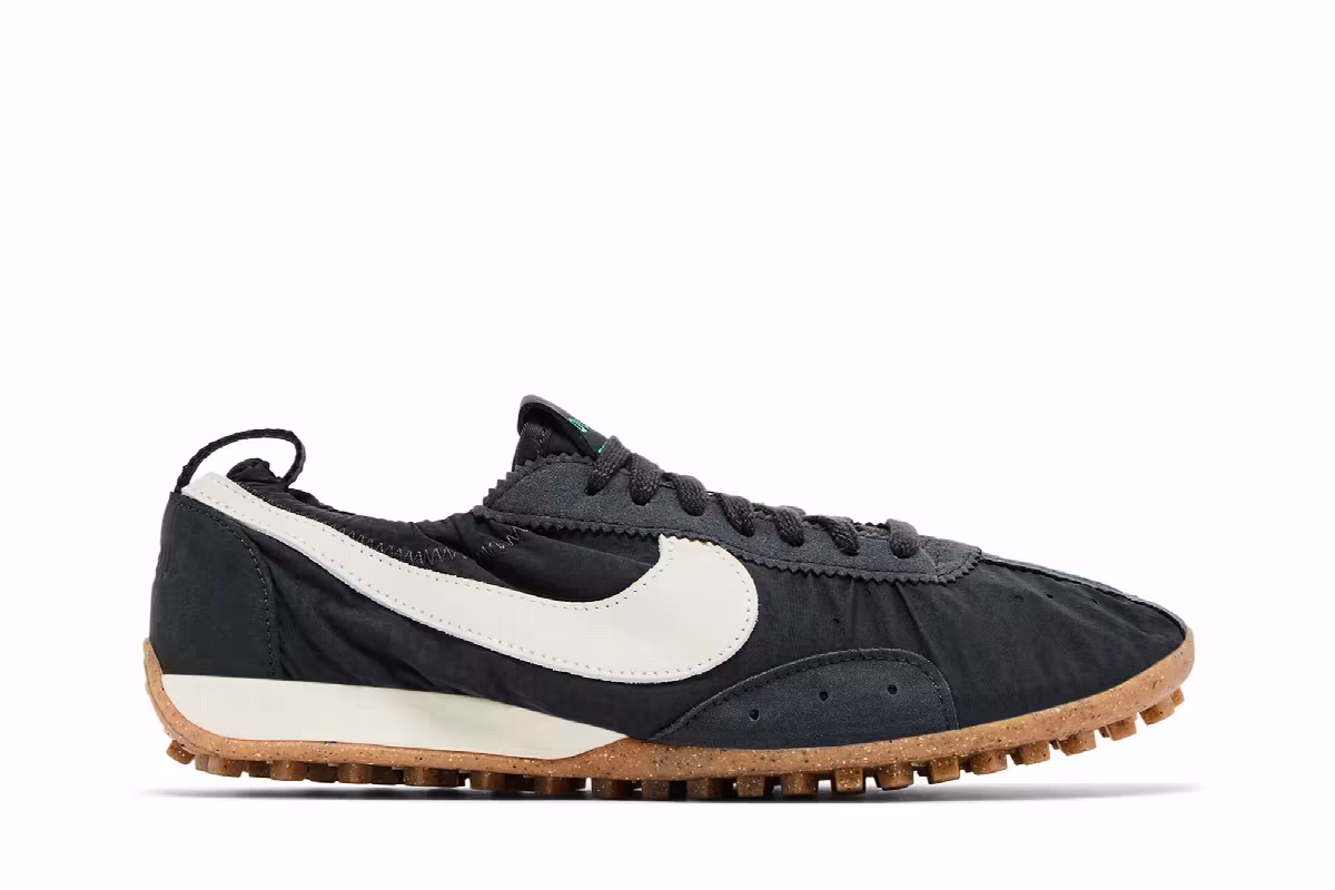 Jacquemus x Nike Women's Moon Shoe SP Off Noir, view 2