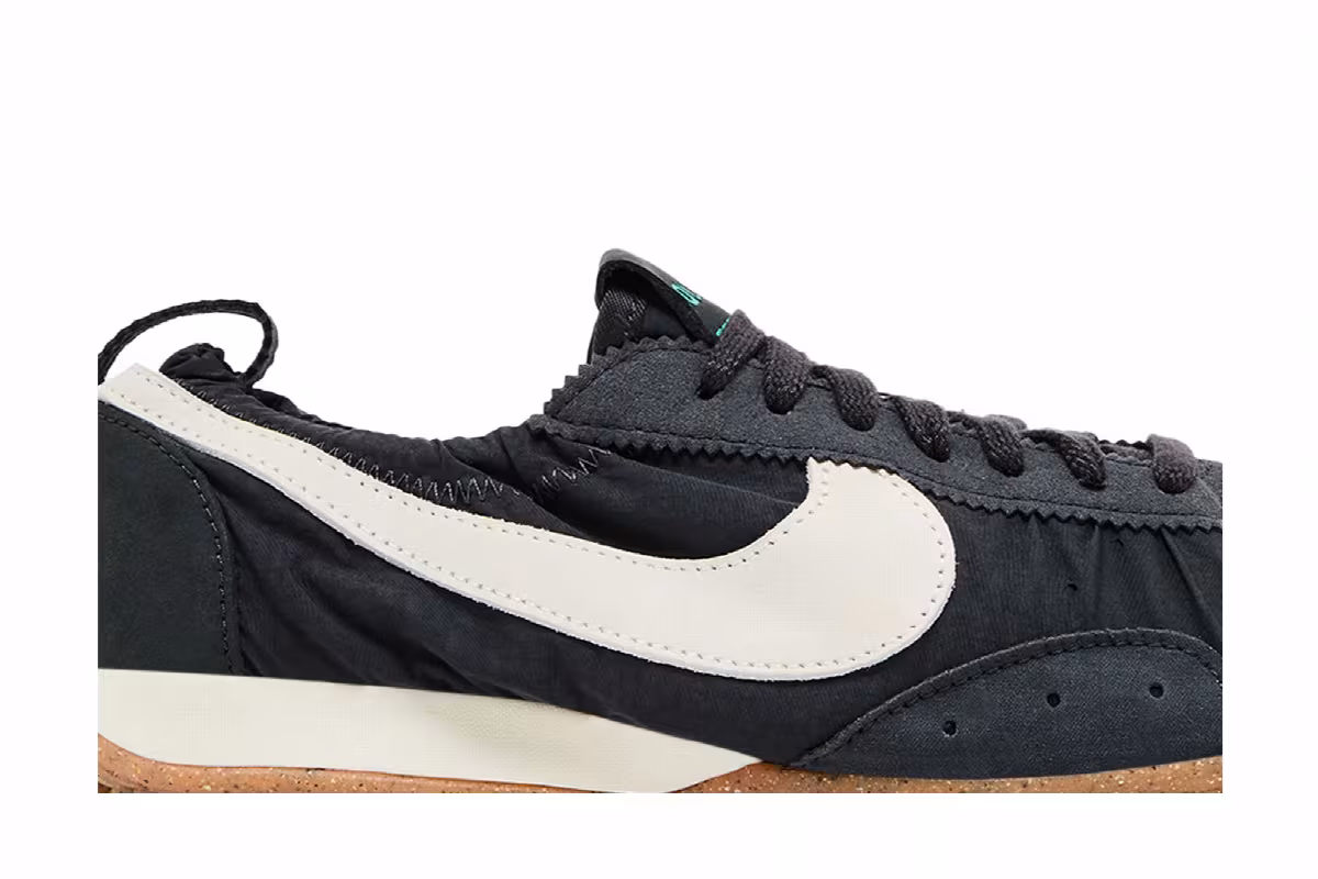 Jacquemus x Nike Women's Moon Shoe SP Off Noir, view 3