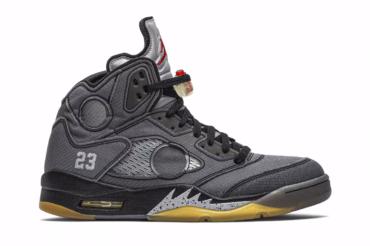 Off-White x Air Jordan 5 SP Muslin, view 2