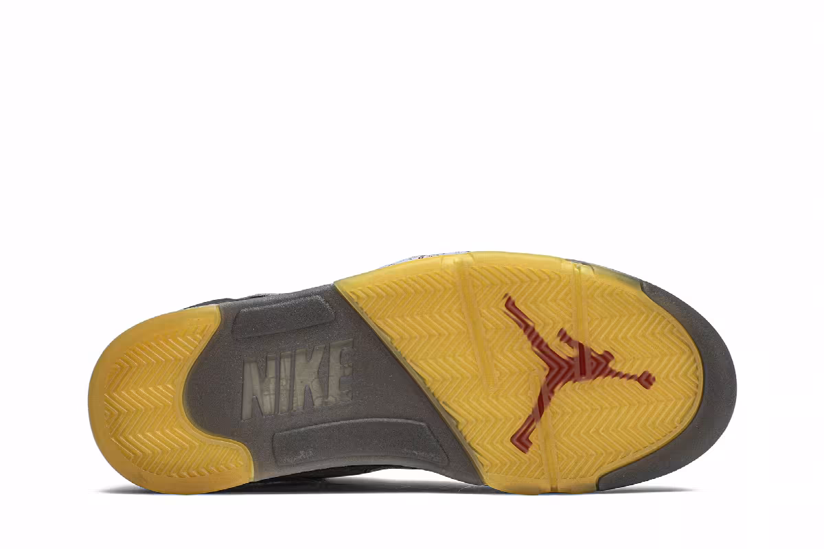 Off-White x Air Jordan 5 SP Muslin, view 5
