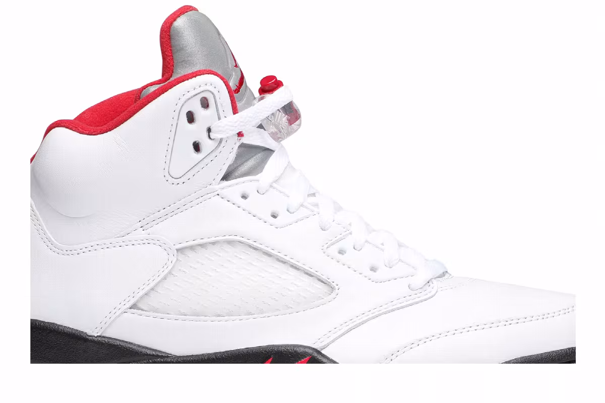Air Jordan 5 White Fire Red 2020, view 3
