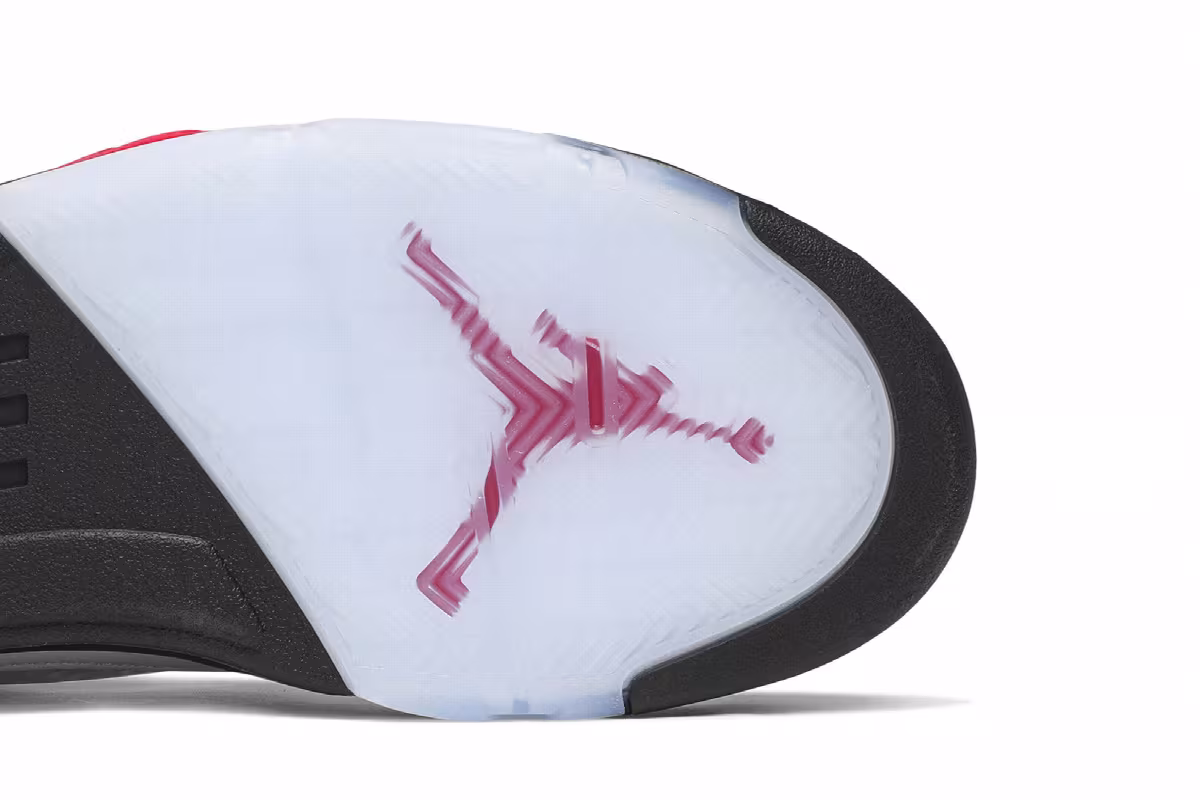 Air Jordan 5 White Fire Red 2020, view 6