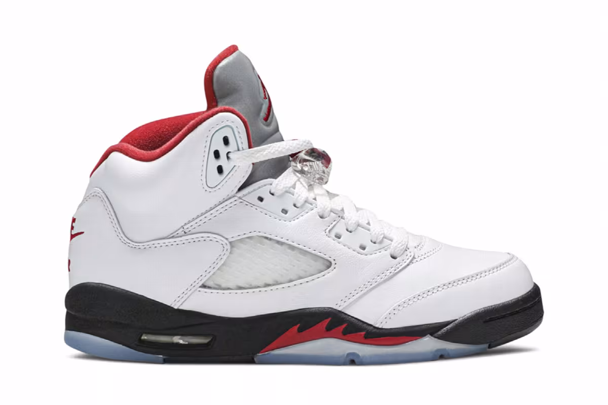 Air Jordan 5 GS White Fire Red 2020, view 2