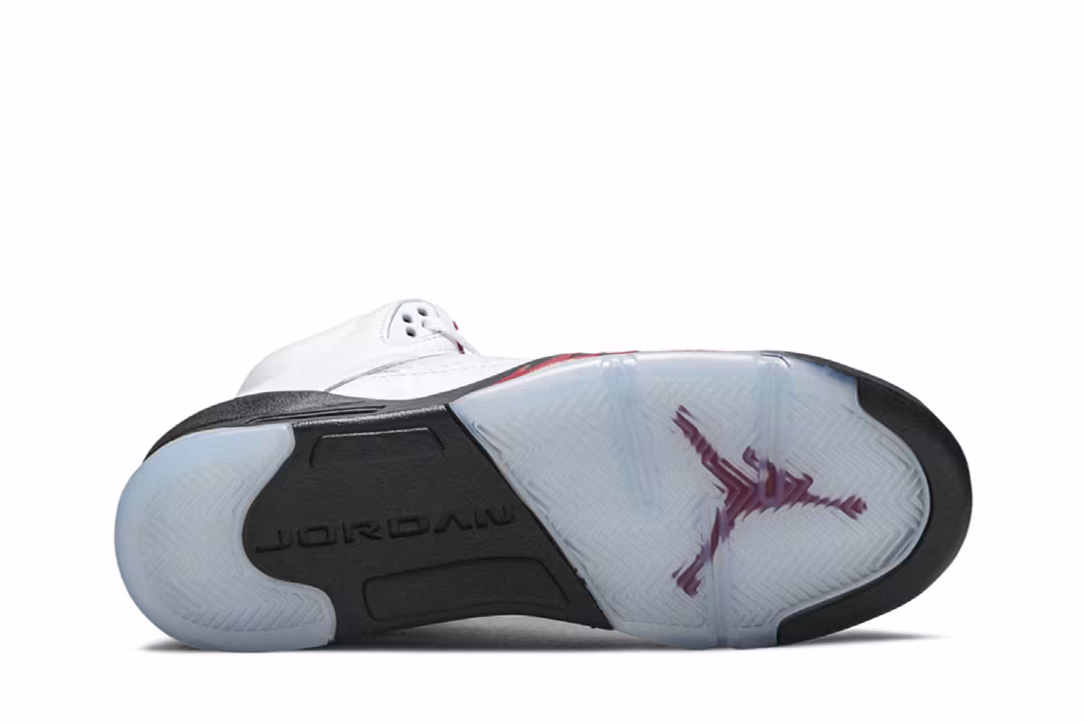 Air Jordan 5 GS White Fire Red 2020, view 5