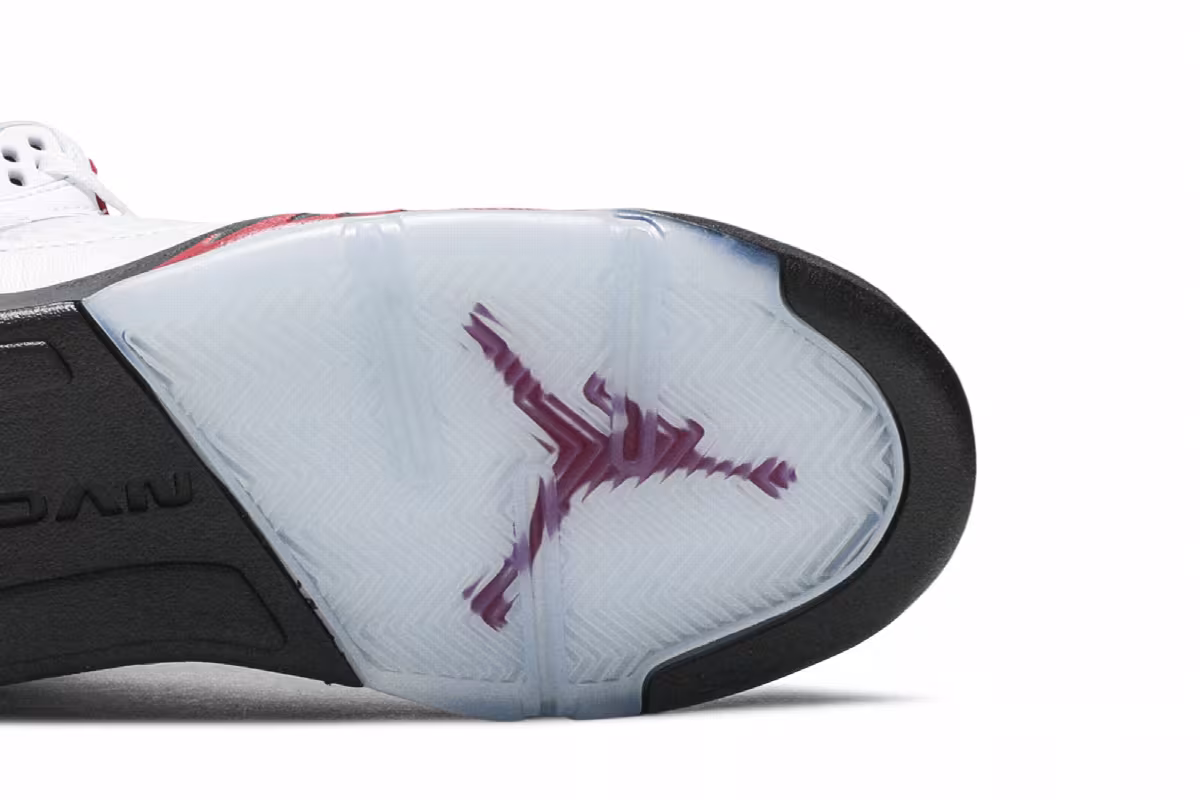Air Jordan 5 GS White Fire Red 2020, view 6