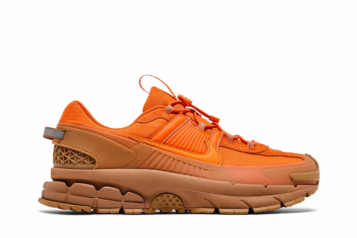 Nike Zoom Vomero Roam Safety Orange, view 2