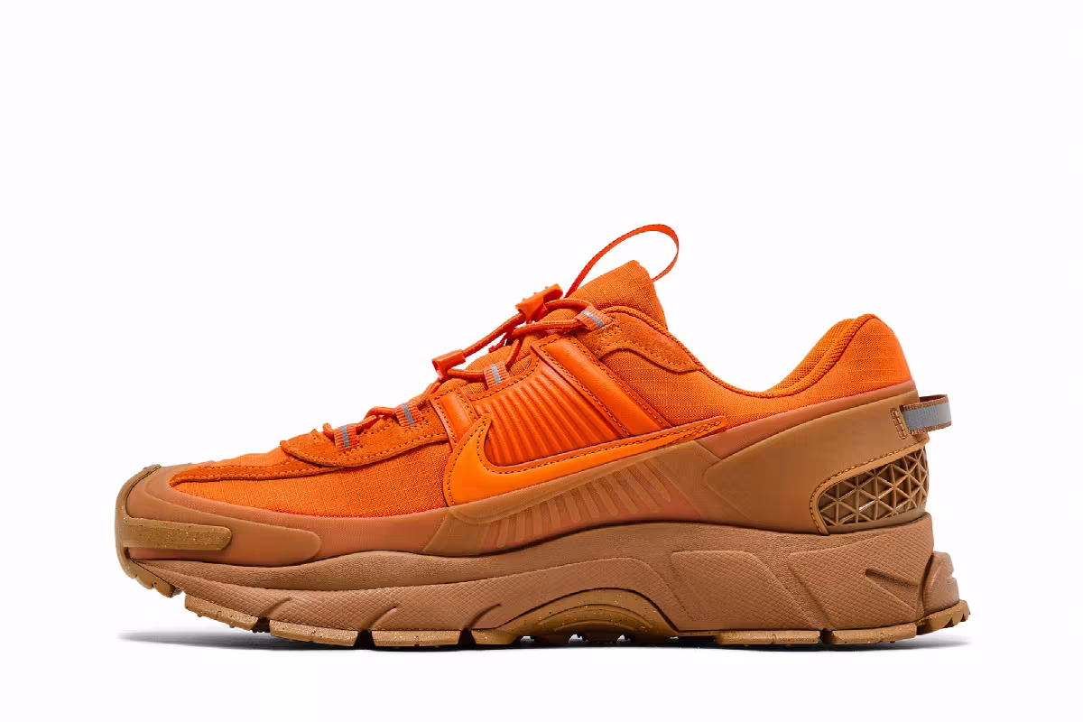 Nike Zoom Vomero Roam Safety Orange, view 4