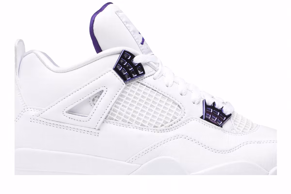 Air Jordan 4 Purple Metallic, view 3