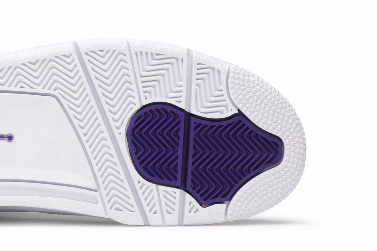 Air Jordan 4 Purple Metallic, view 6