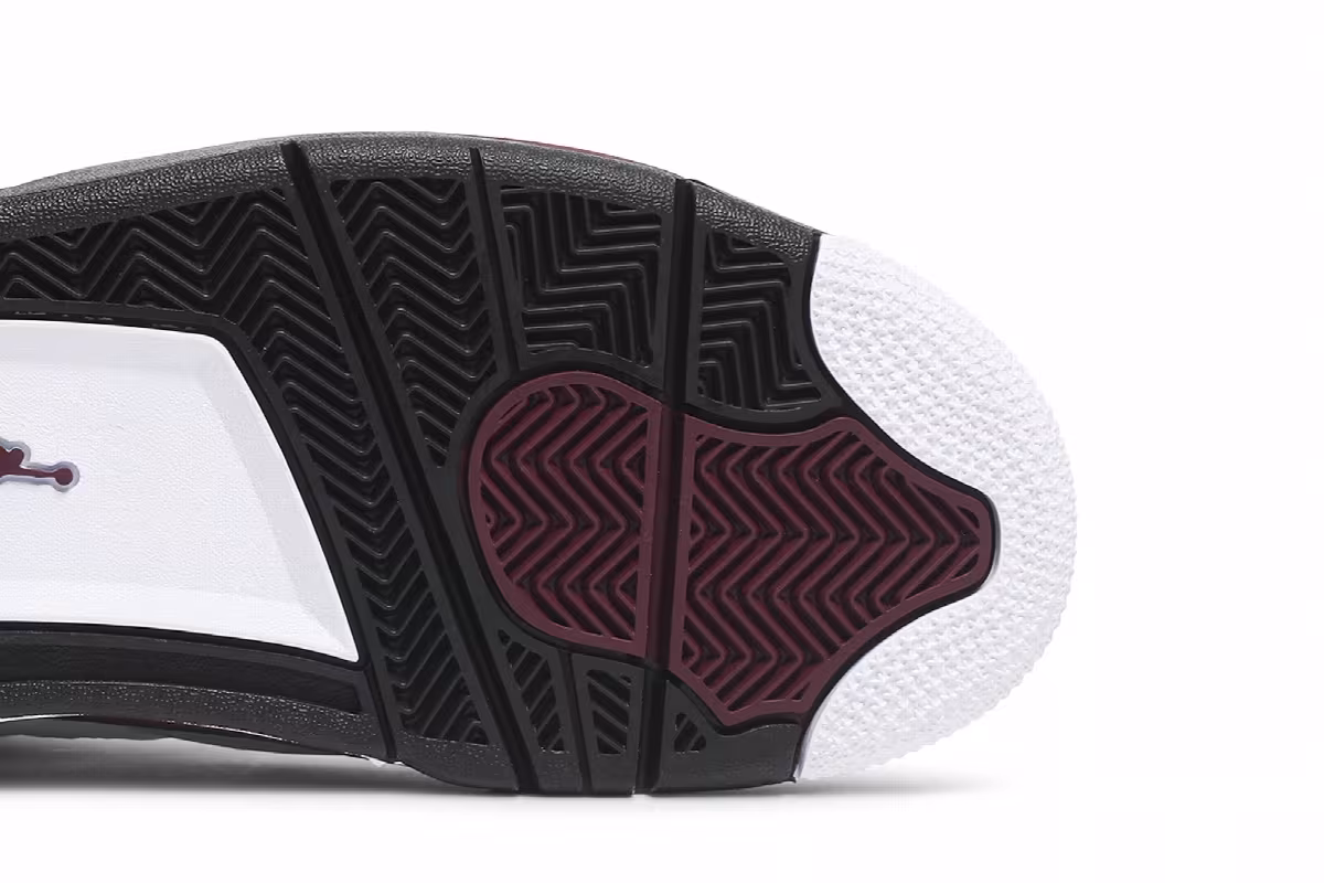 Paris Saint-Germain x Air Jordan 4 Bordeaux, view 6