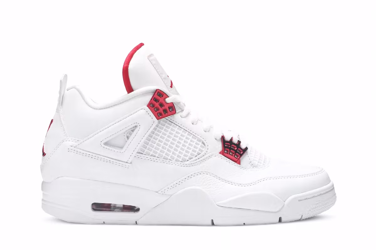Air Jordan 4 Red Metallic, view 2