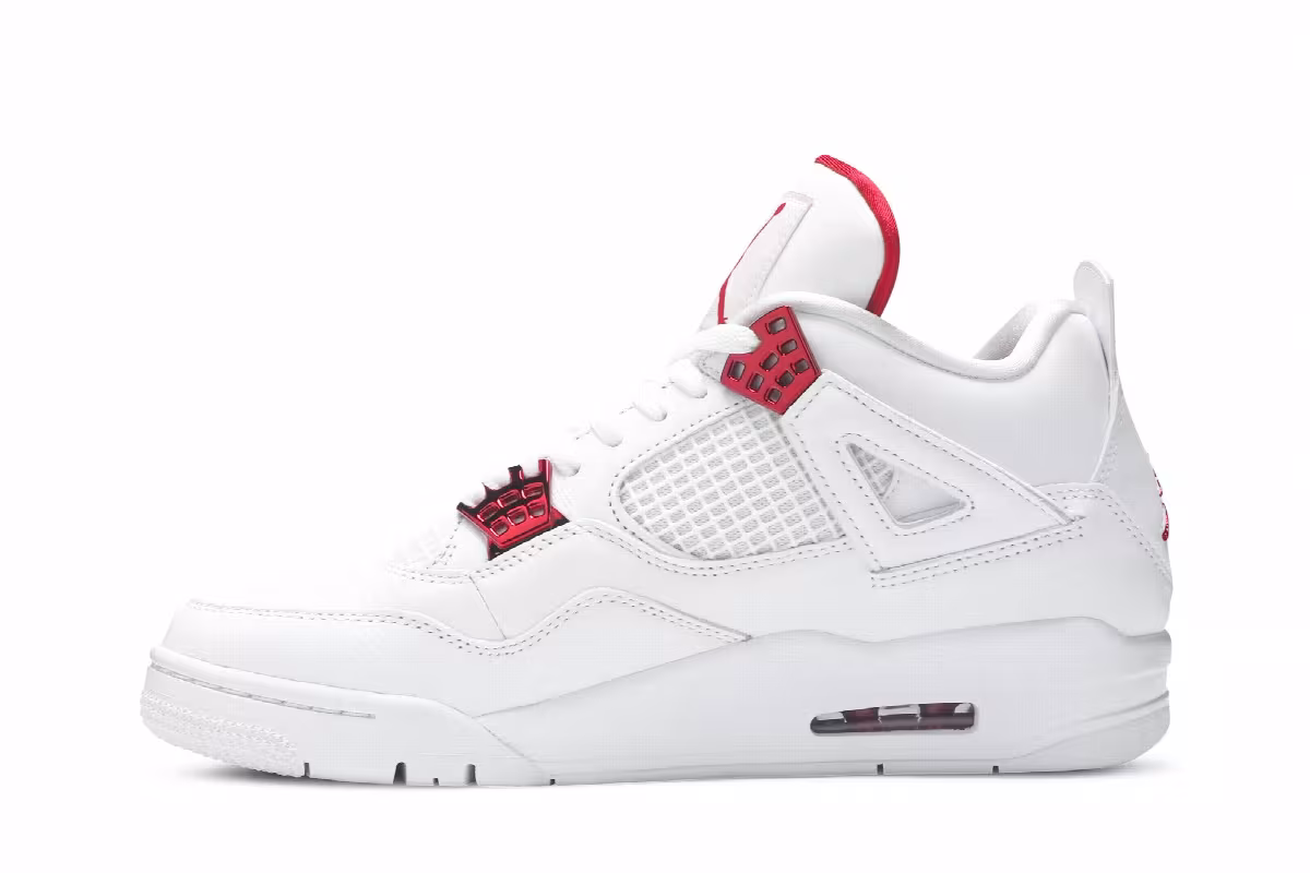 Air Jordan 4 Red Metallic, view 4