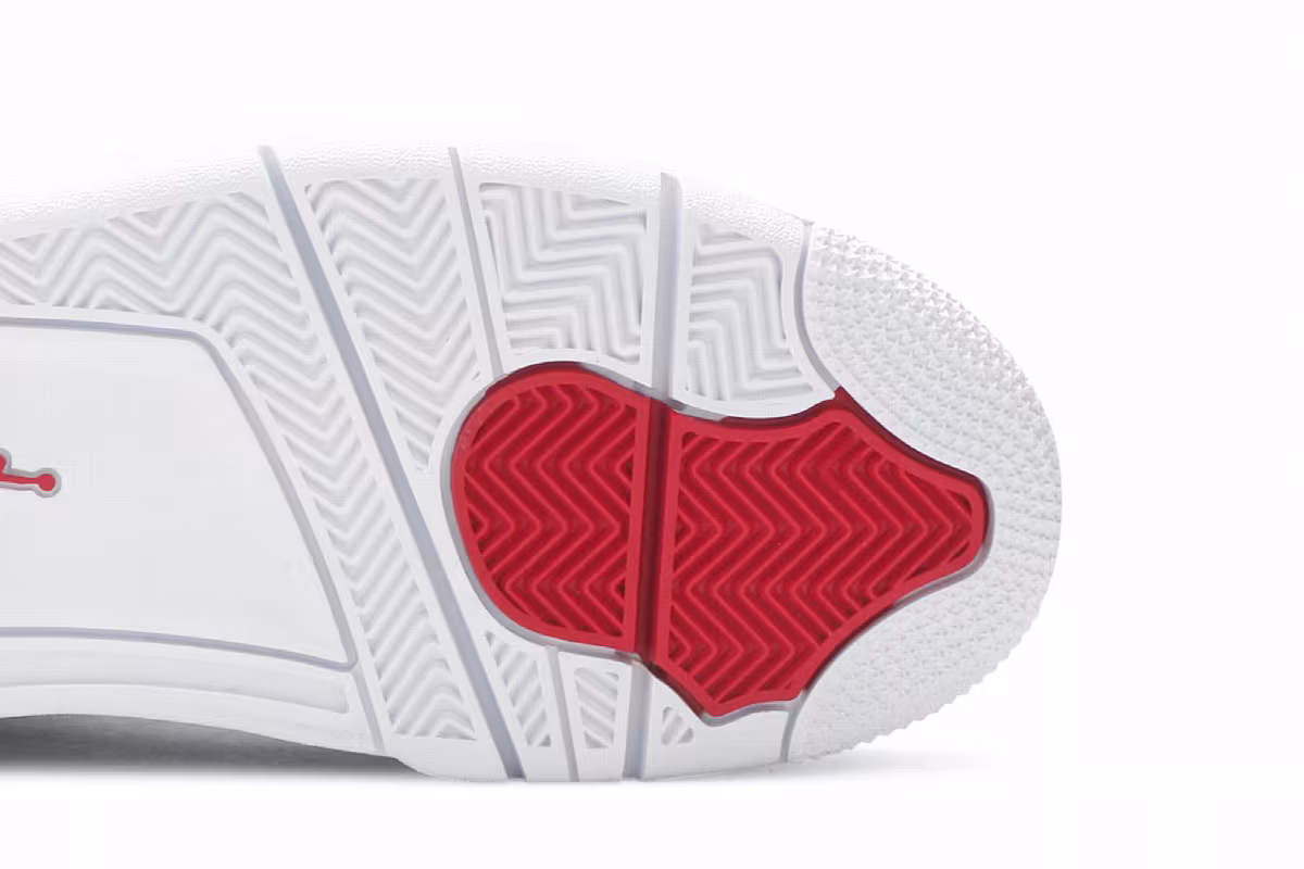Air Jordan 4 Red Metallic, view 6