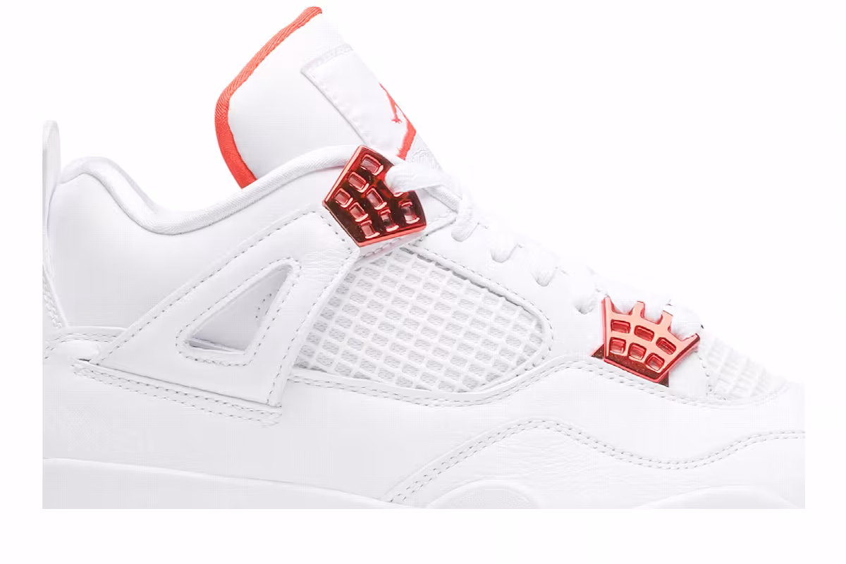 Air Jordan 4 Orange Metallic, view 3