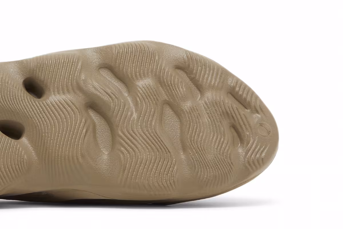 adidas Yeezy Foam Runner Stone Taupe, view 6
