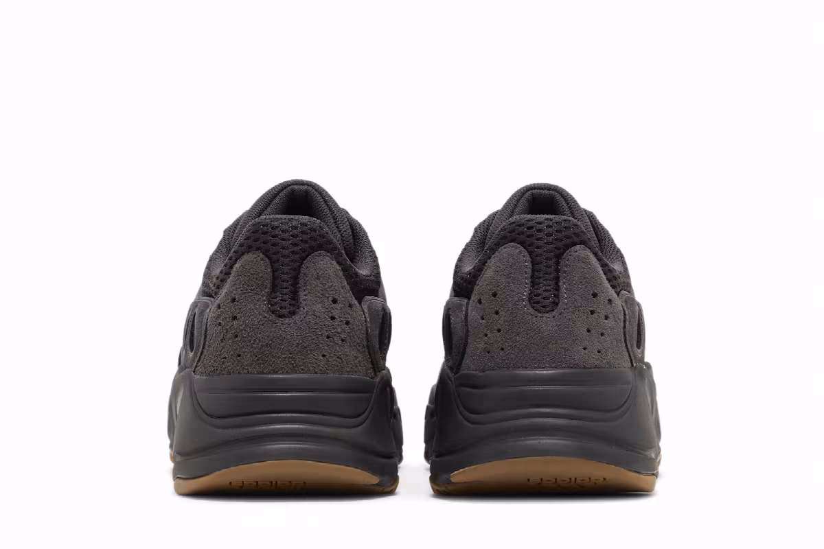 adidas Yeezy Boost 700 Utility Black 2023, view 7