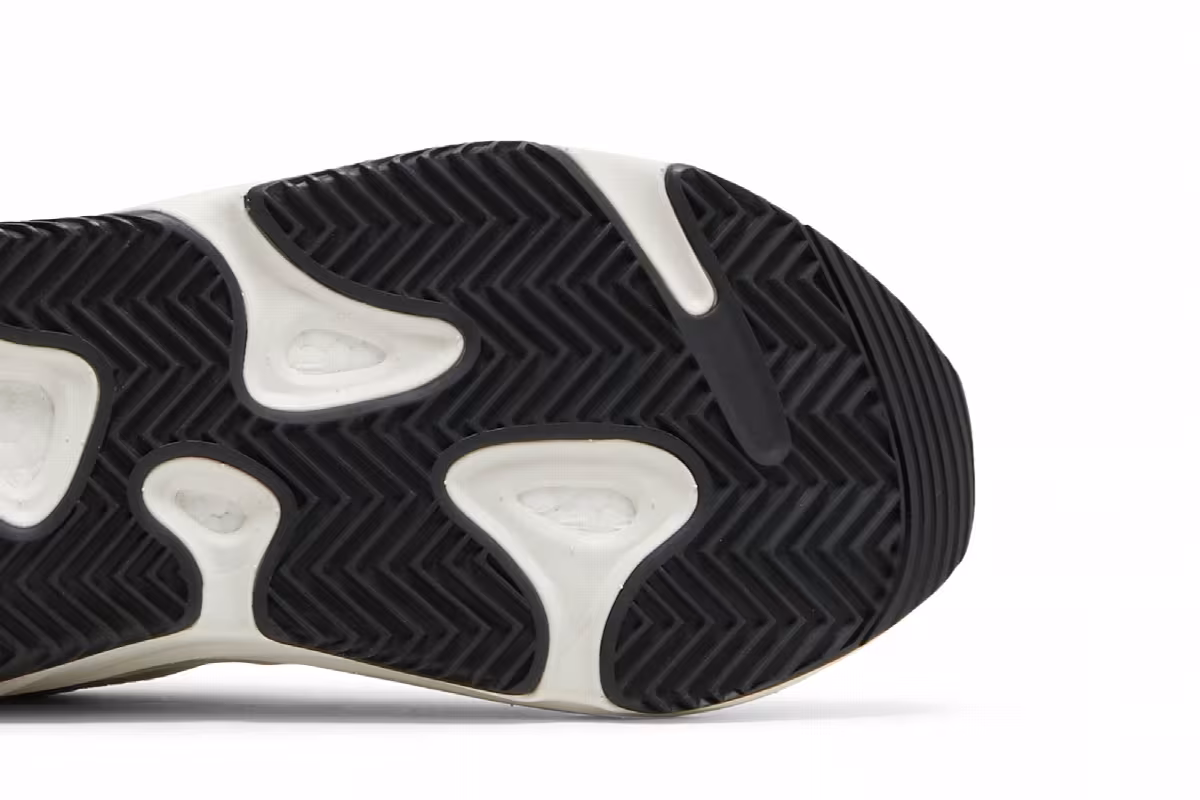 adidas Yeezy Boost 700 V2 Static 2023, view 6