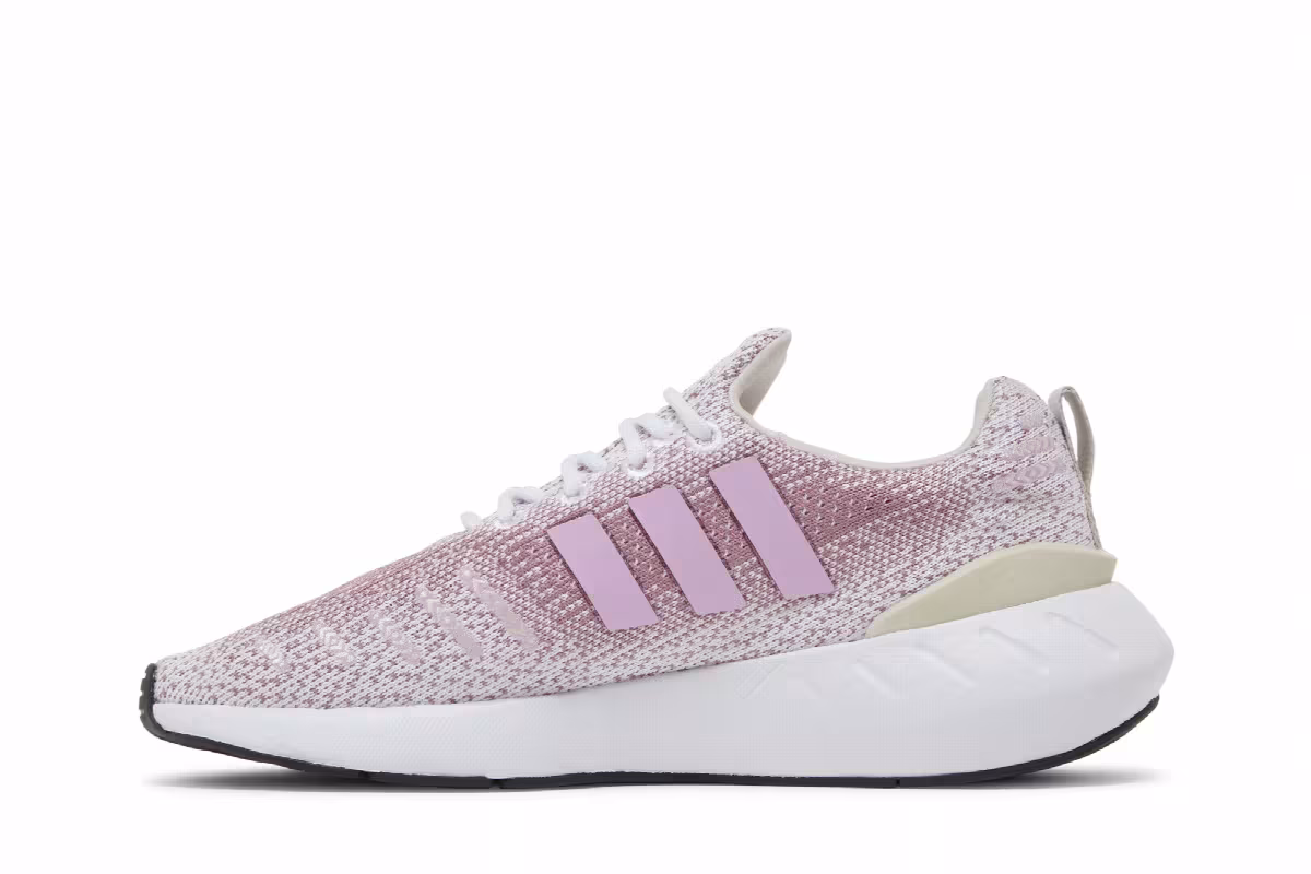 Adidas Women's Swift Run 22 Bliss Lilac, view 4