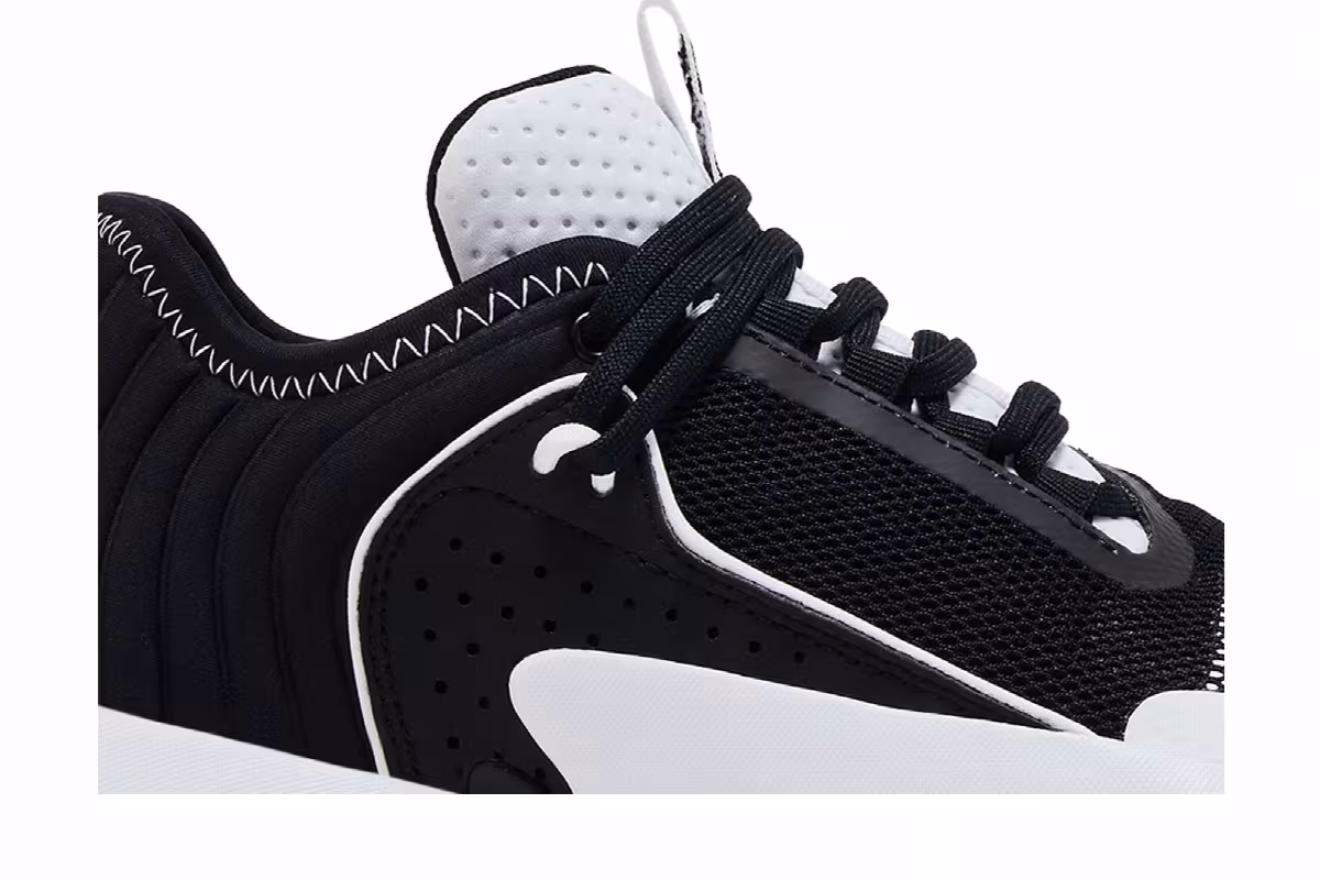 Adidas Trae Unlimited Big Kid Black White, view 3