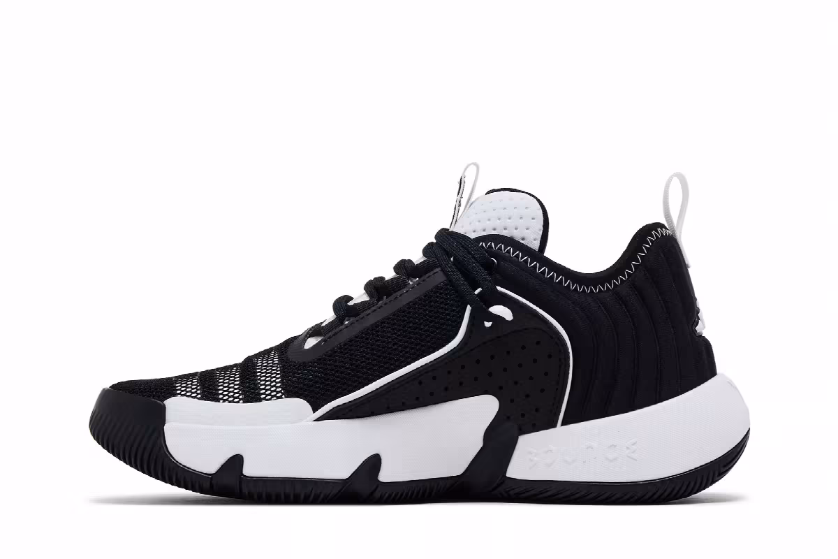 Adidas Trae Unlimited Big Kid Black White, view 4