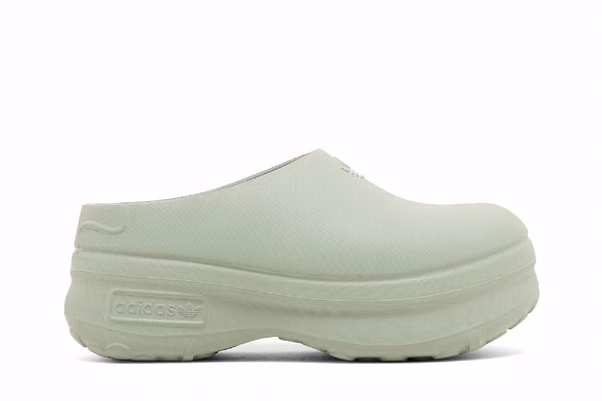 adidas Women's Adifom Stan Smith Mule Silver Green, view 2