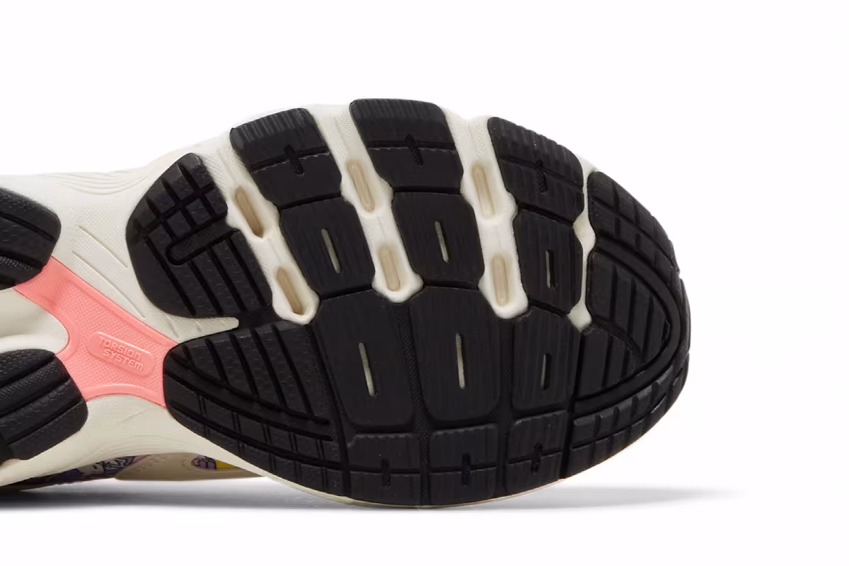 Hello Kitty x adidas Women's Astir Hello Kitty and Friends, view 6