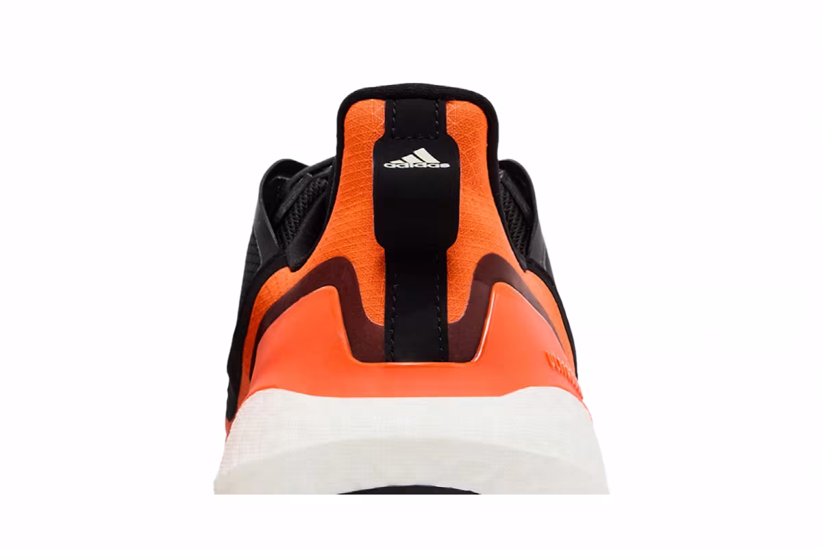 adidas UltraBoost 22 GORE-TEX Impact Orange Black, view 8