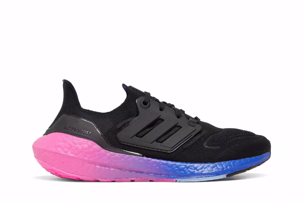 adidas UltraBoost 22 Black Lucid Blue Gradient, view 2