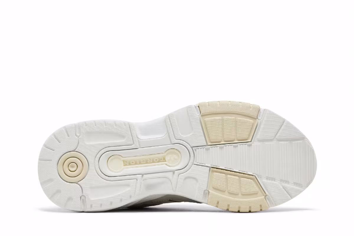 adidas Women's Retropy F90 Cloud White Off White, view 5