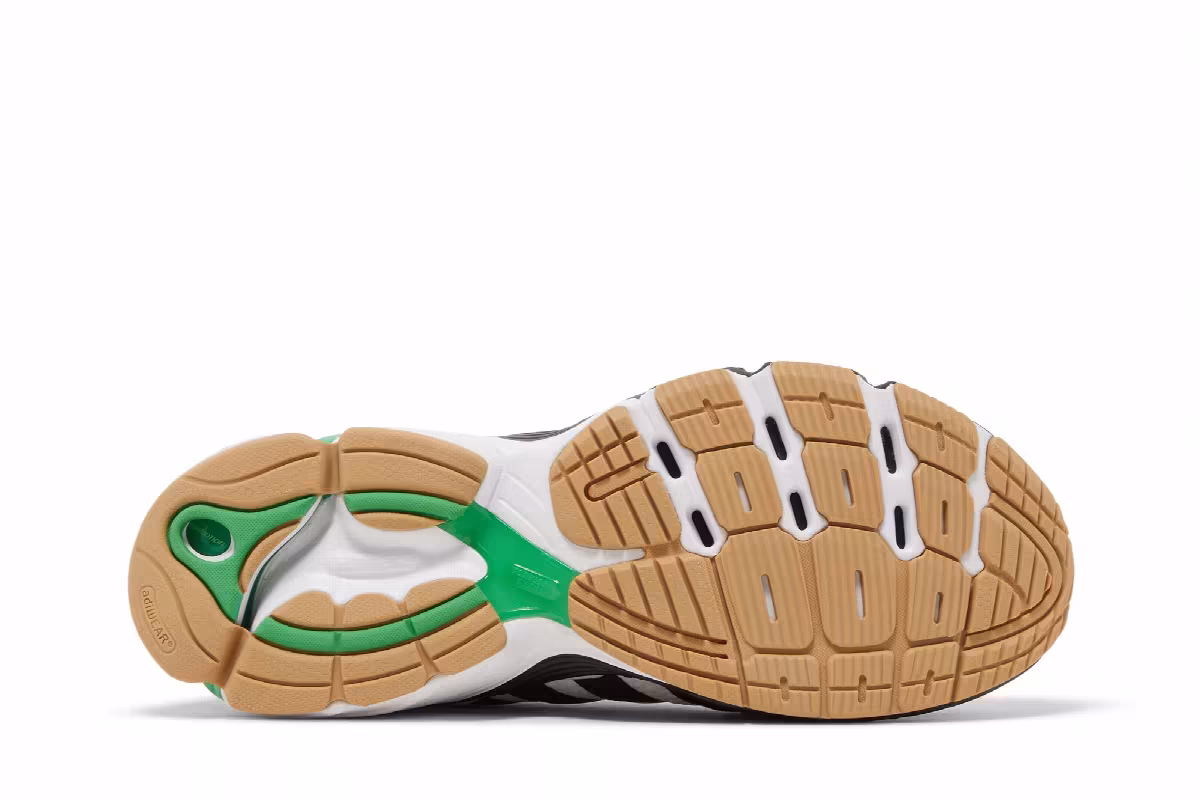 IRAK x adidas Supernova Cushion 7 Black Vivid Green, view 5
