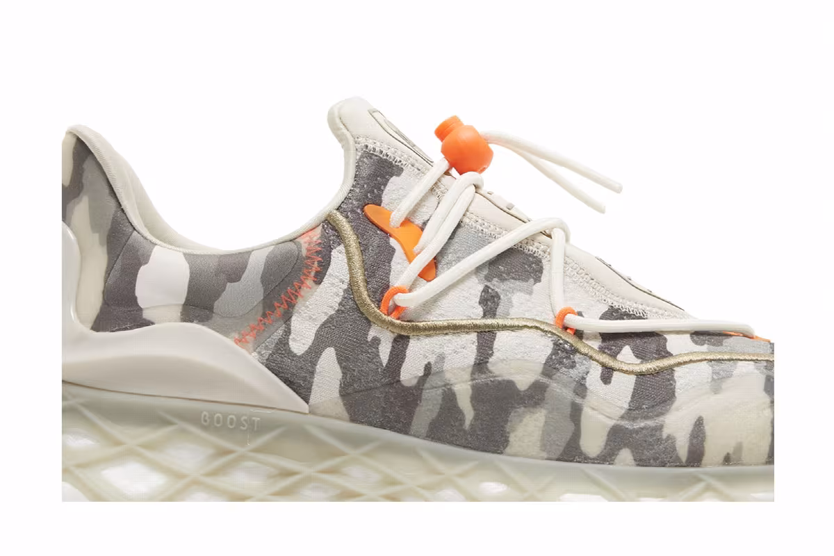 Ivy Park x adidas Web Boost Camo, view 3