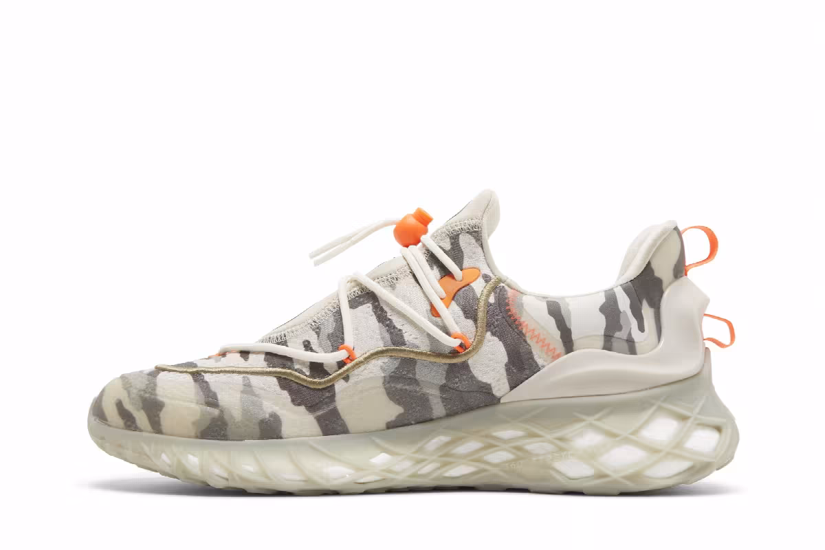 Ivy Park x adidas Web Boost Camo, view 4