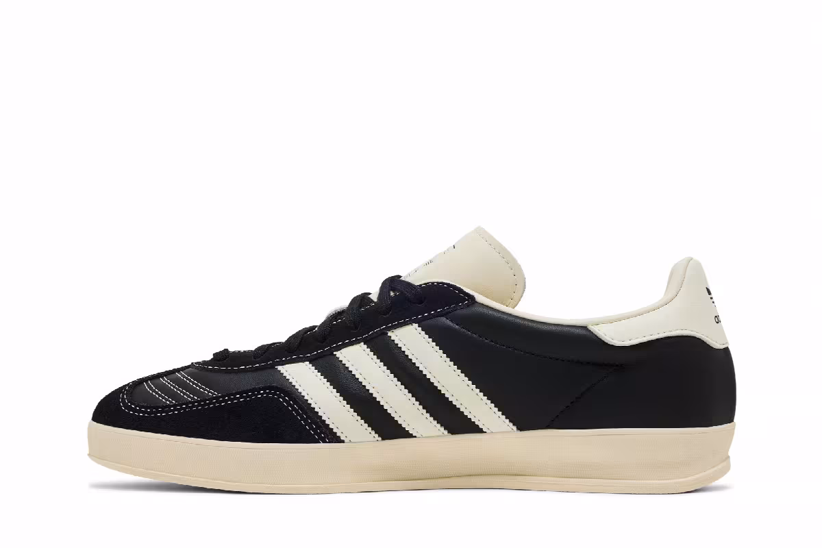 adidas Gazelle Indoor Black Cream White, view 4