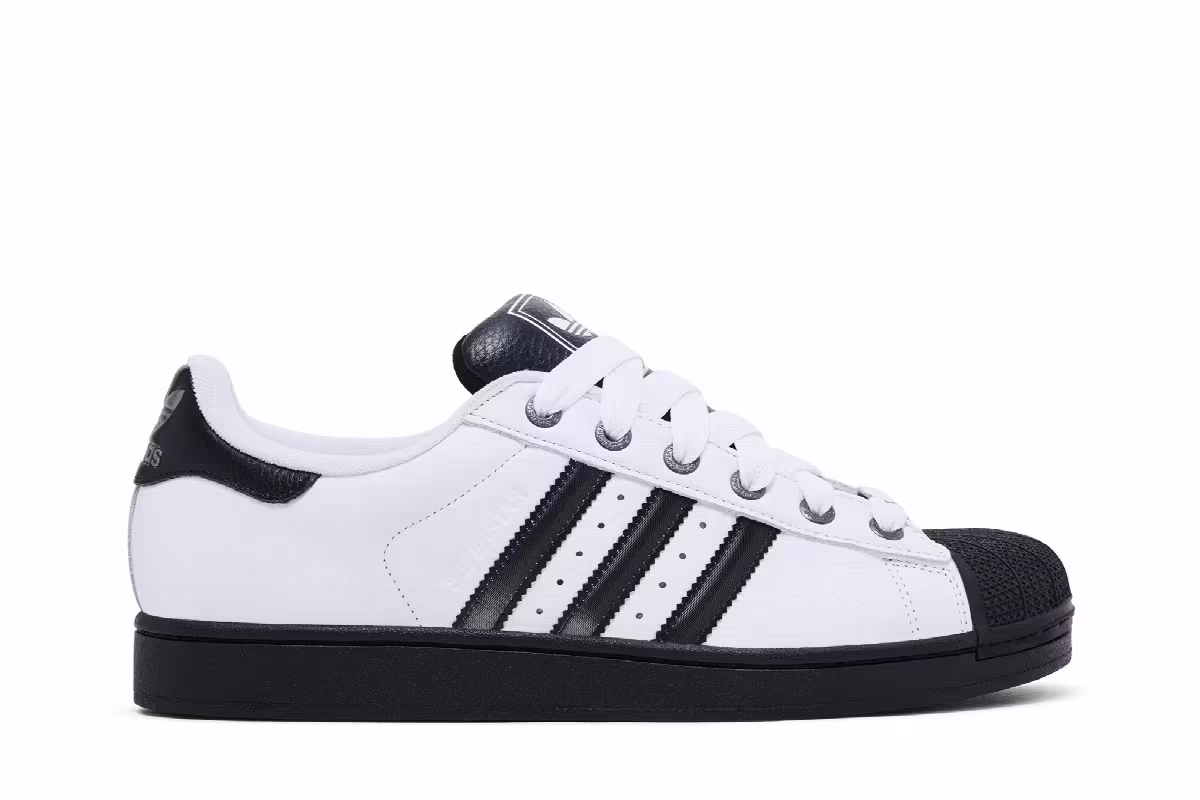 adidas Superstar 2 White Lenticular Stripes, view 2
