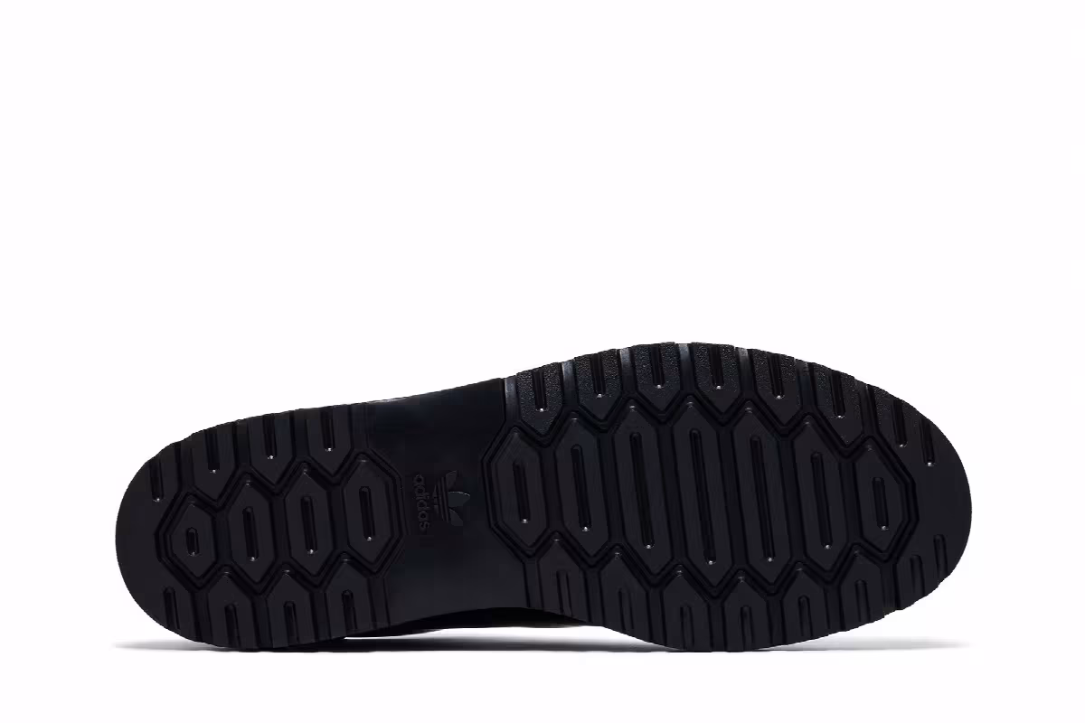 SpongeBob SquarePants x adidas Stan Smith Freizeit Black Patent Leather, view 5