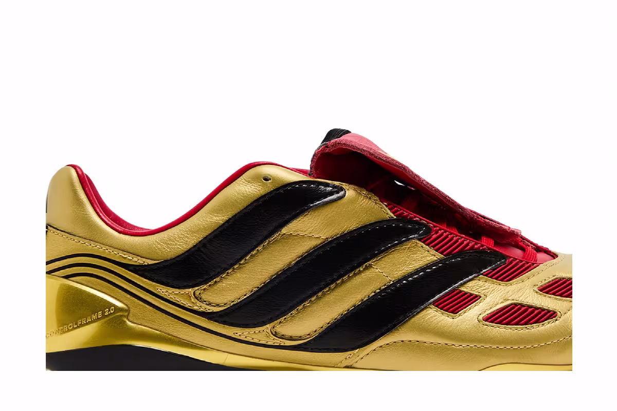 Zinedine Zidane x adidas Predator Precision FG World Player, view 3