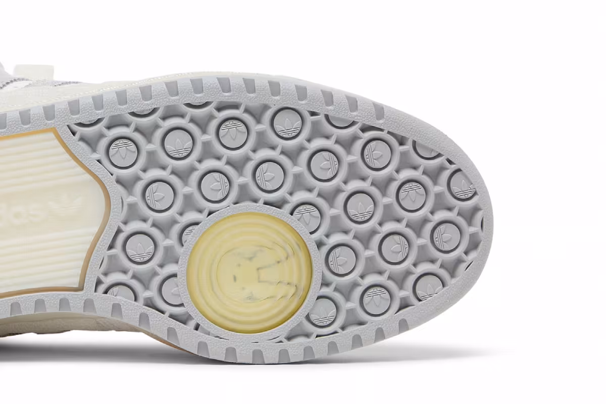 Bad Bunny x adidas Forum Buckle Low Last Forum, view 6
