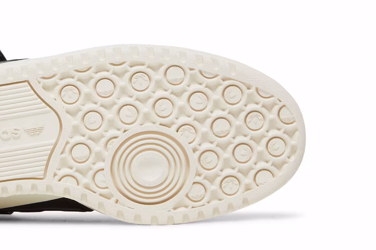 André Saraiva x adidas Forum Low The World Needs Love, view 6