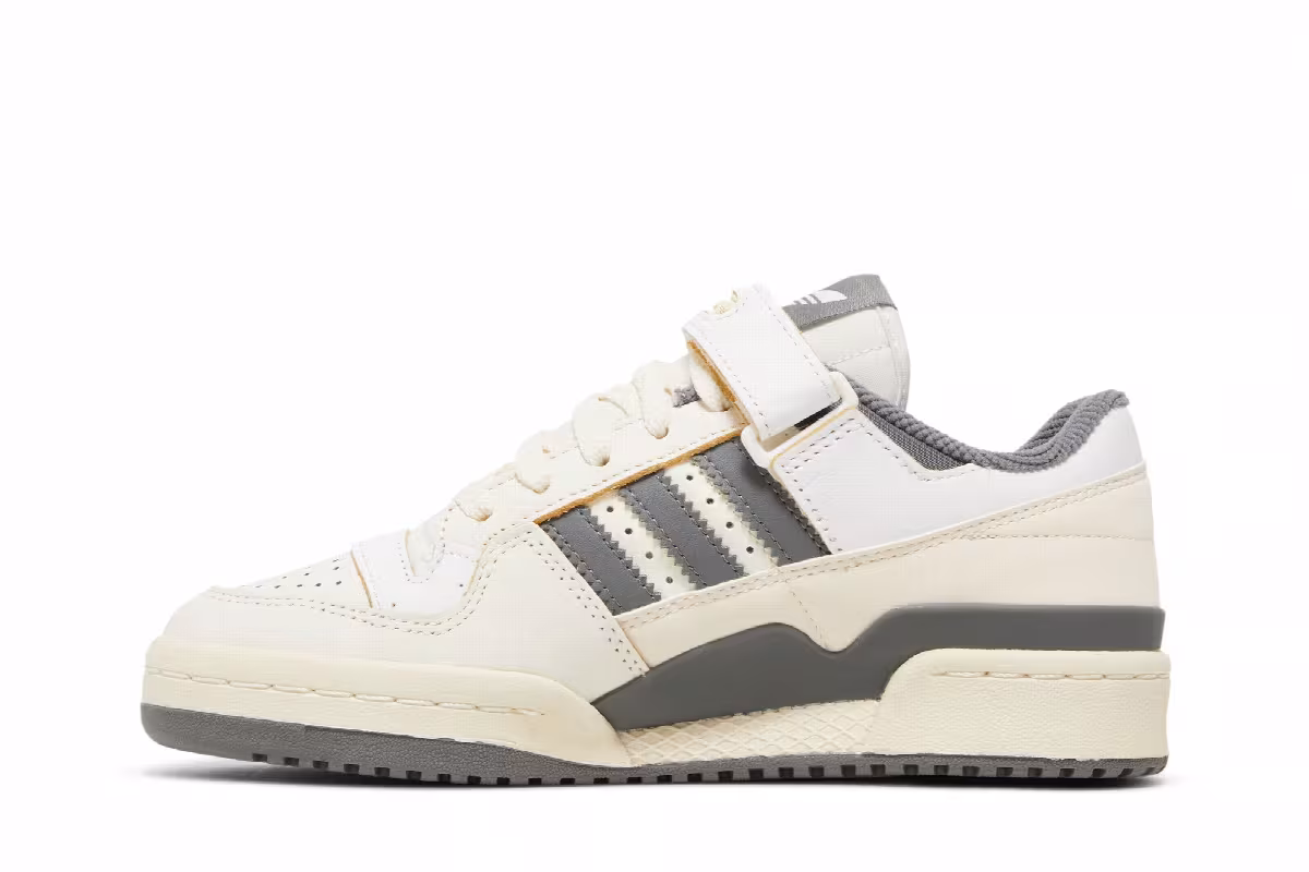 adidas Women's Forum Low Off White Silver Pebble, view 4