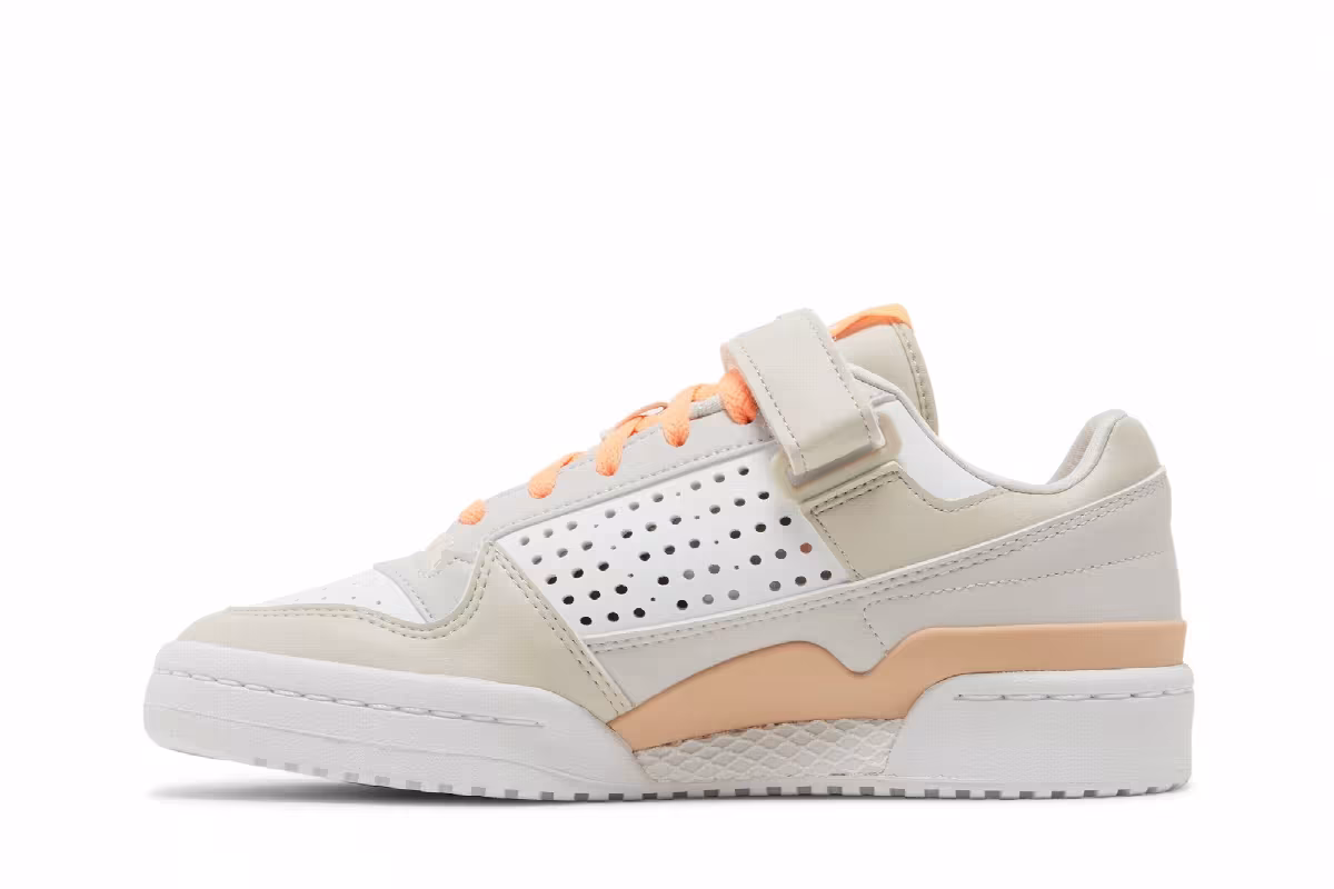 Adidas Women's Forum Low Lace Logo, view 4