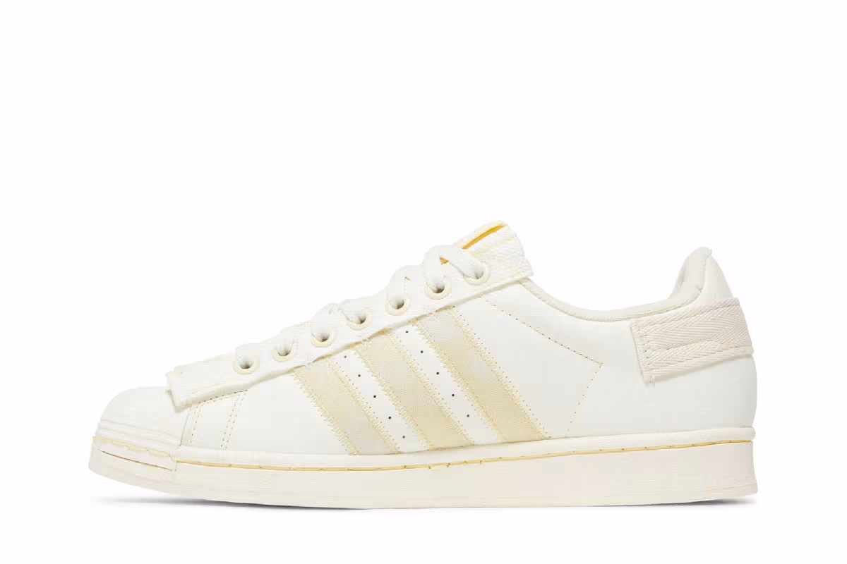 Parley x adidas Superstar Off White, view 4