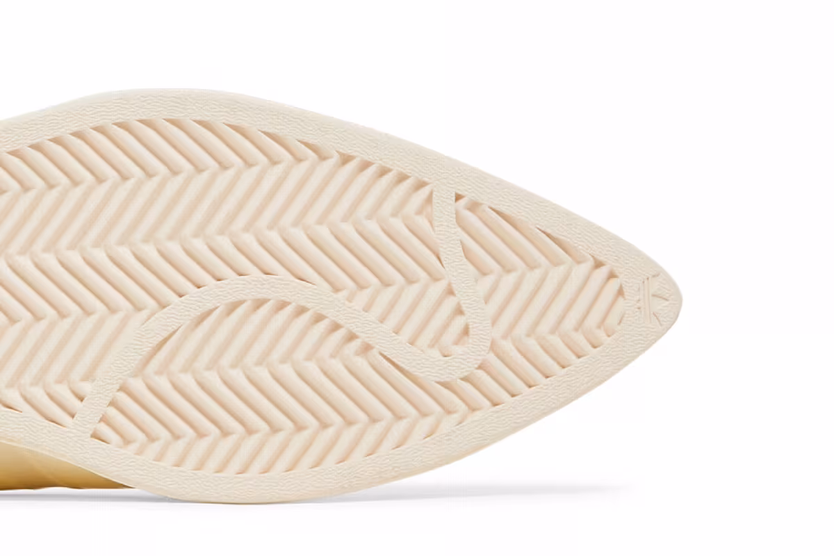 Ivy Park x adidas Women's Superstar Mule Ivy Heart, view 6