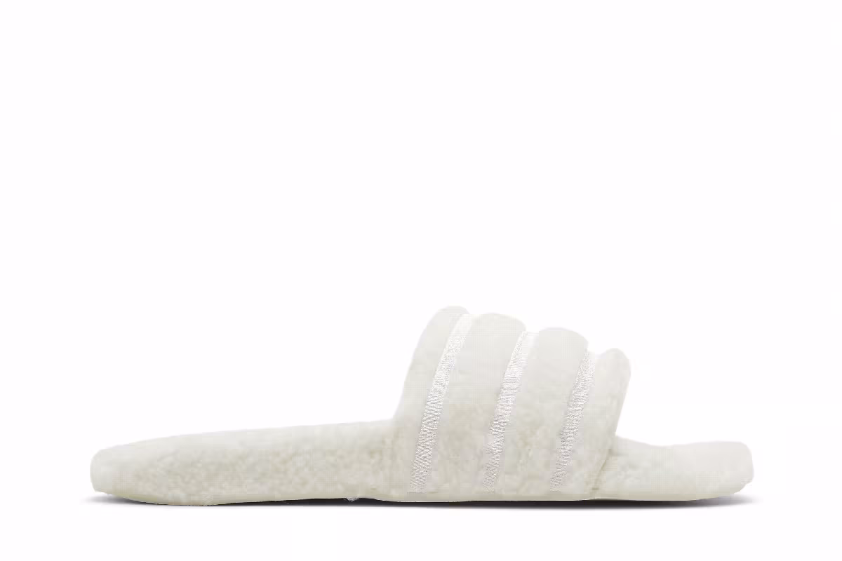 Adidas Adilette Cozy Slide Triple White, view 2