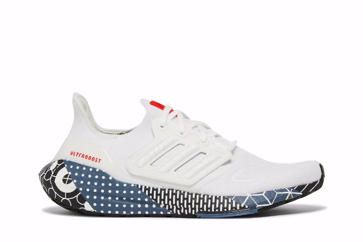 adidas UltraBoost 22 9000, view 2